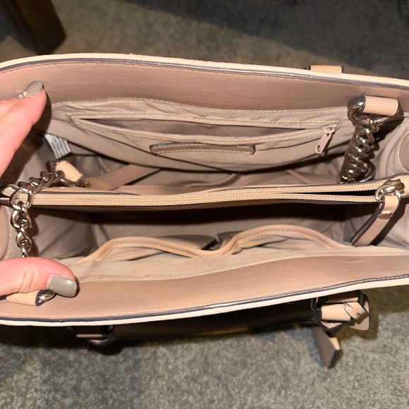 Over the shoulder/Hand bag - Picture 2 of 2